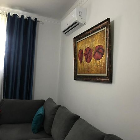 Apartment Elbasan City Center 2 Buitenkant foto