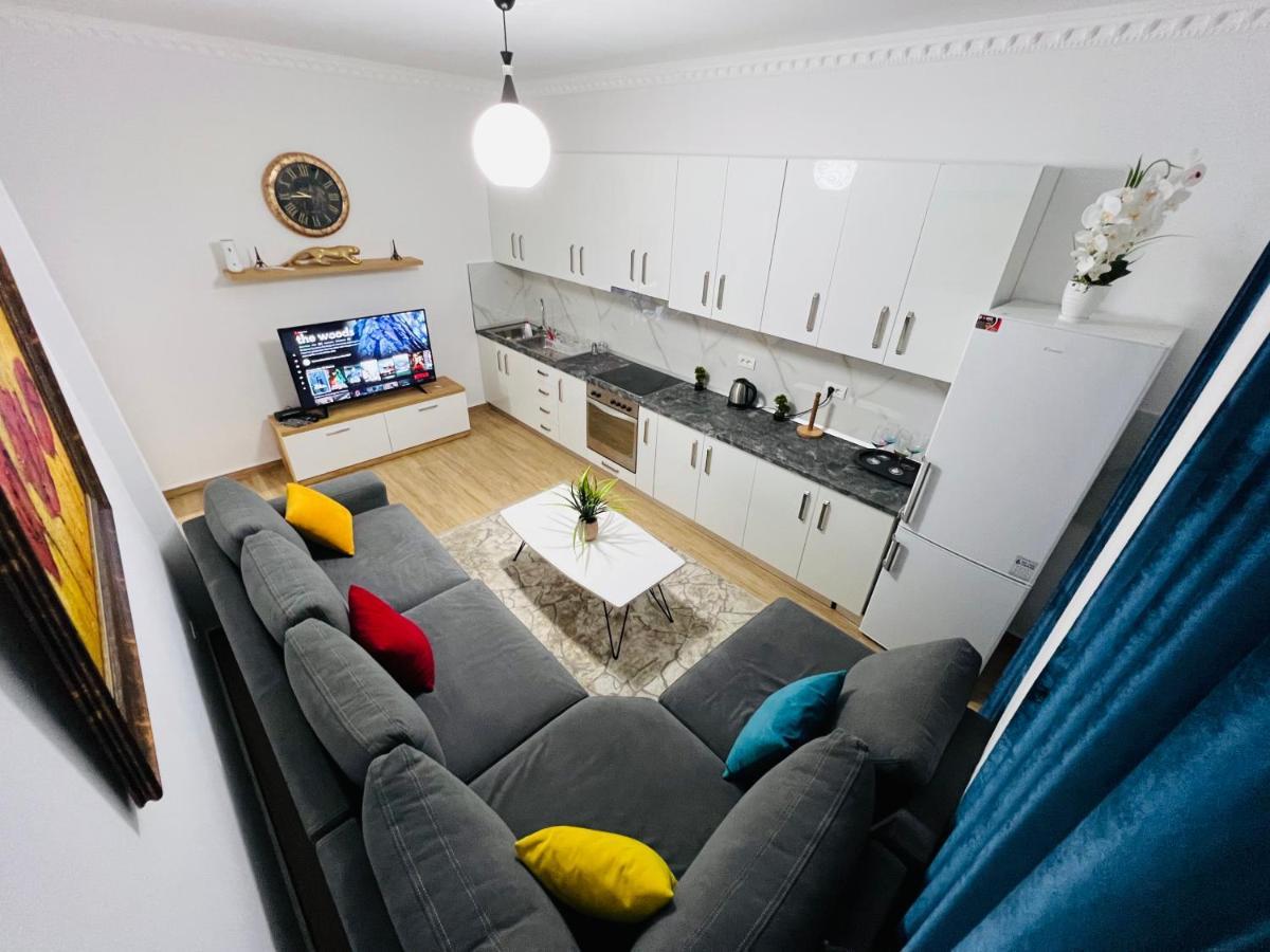Apartment Elbasan City Center 2 Buitenkant foto