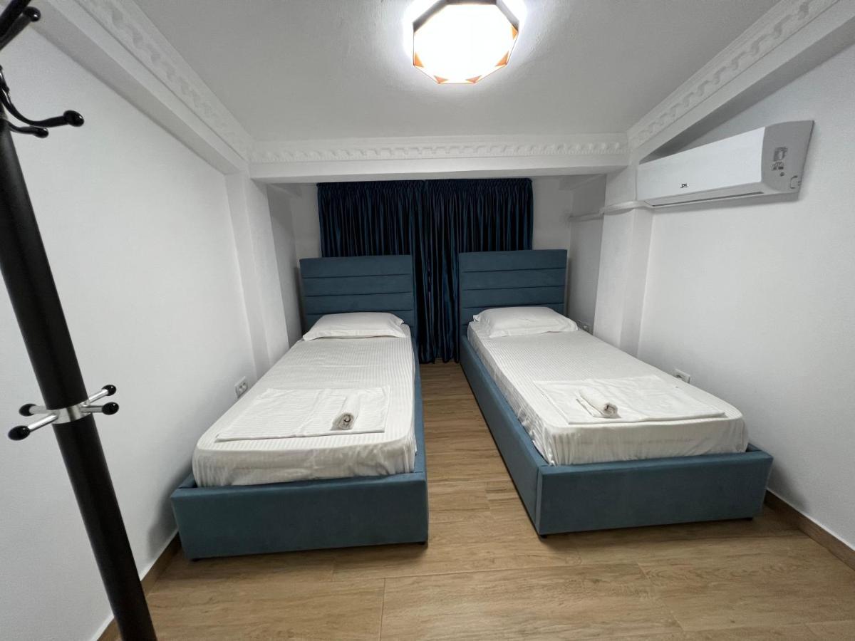 Apartment Elbasan City Center 2 Buitenkant foto